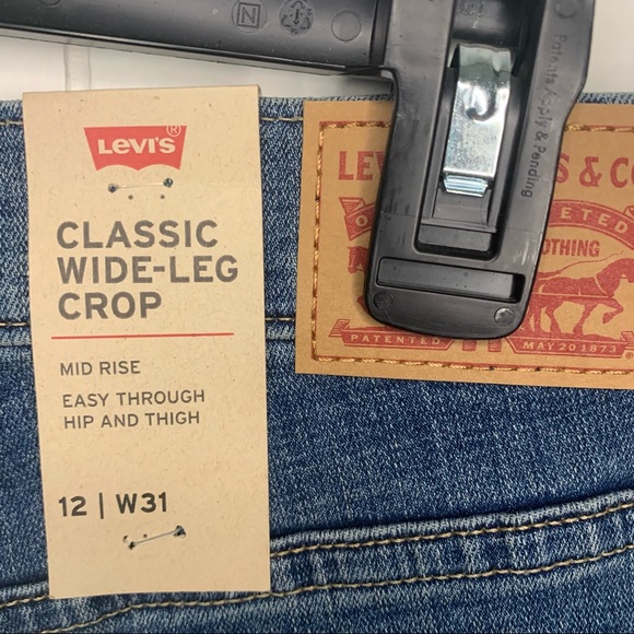 NWT Levi Classic Wide-Leg Crop - Picture 13 of 16